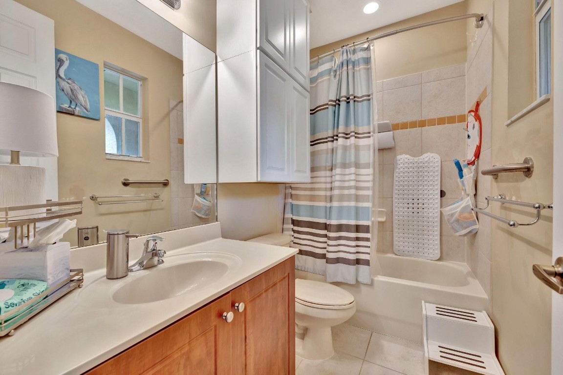 TUSCAN VILLA - Residential