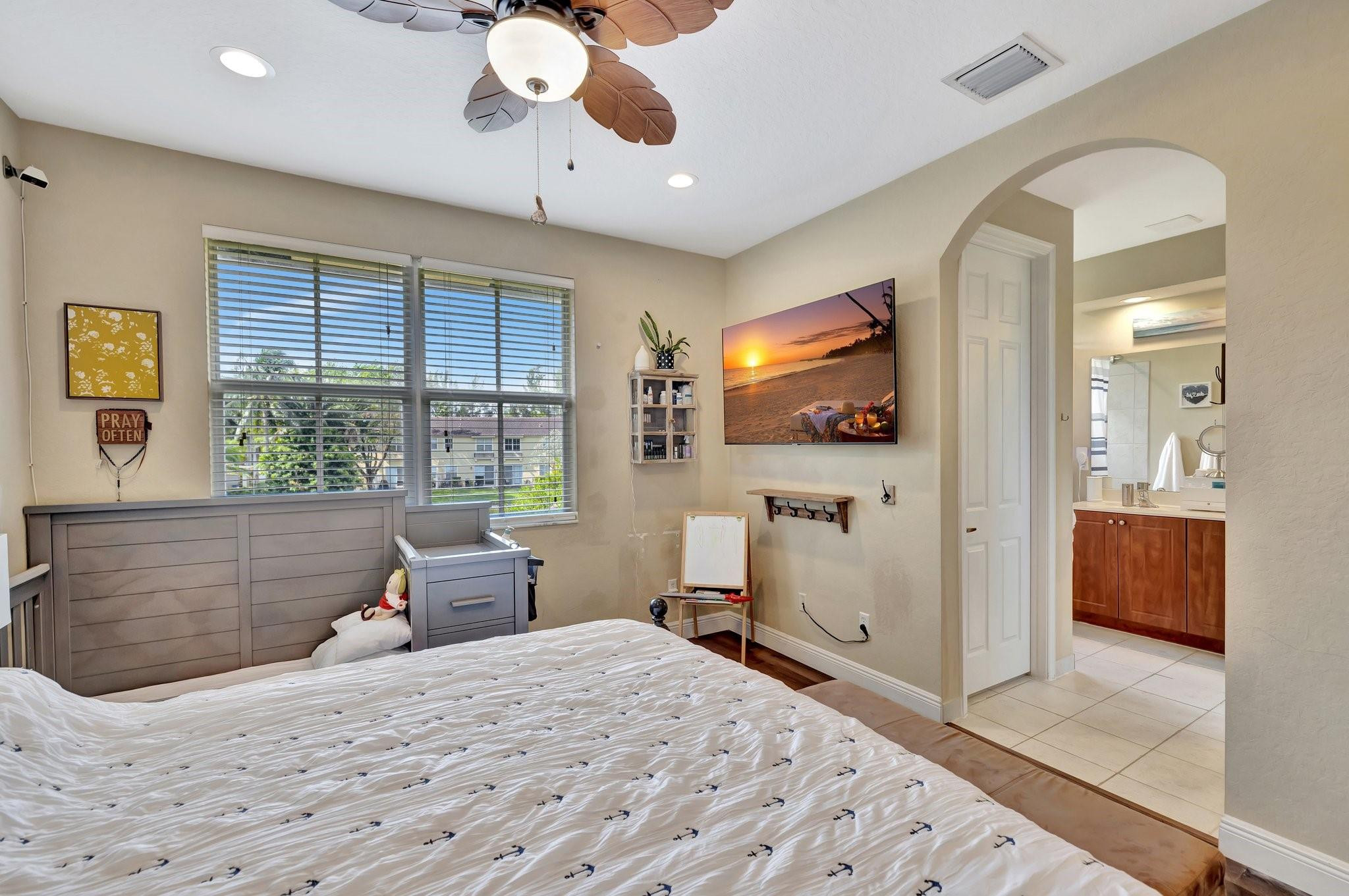 TUSCAN VILLA - Residential