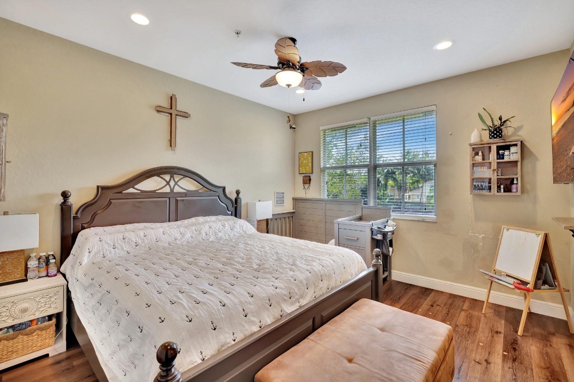 TUSCAN VILLA - Residential