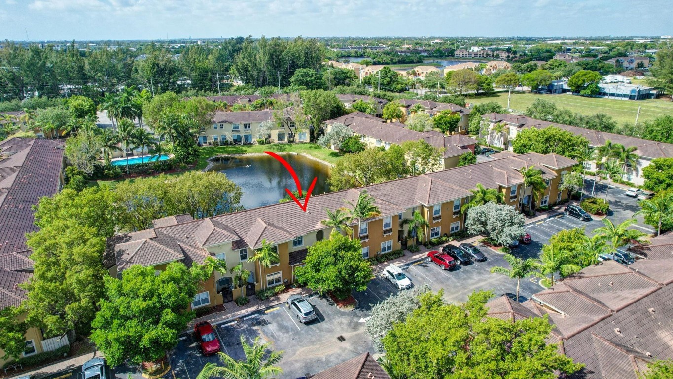 TUSCAN VILLA - Residential