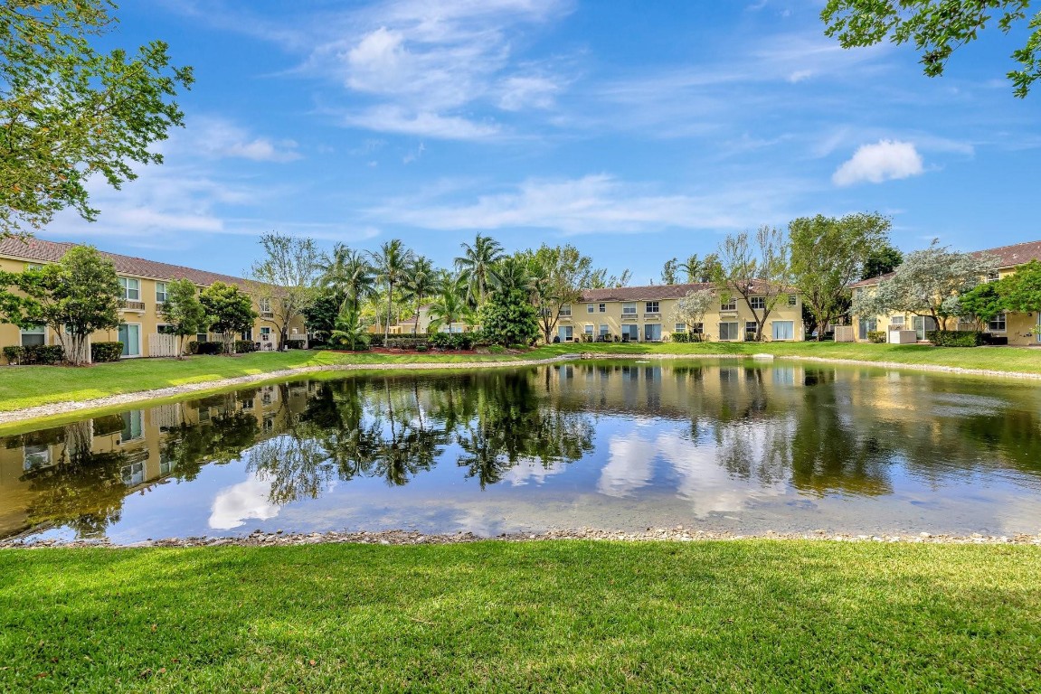TUSCAN VILLA - Residential