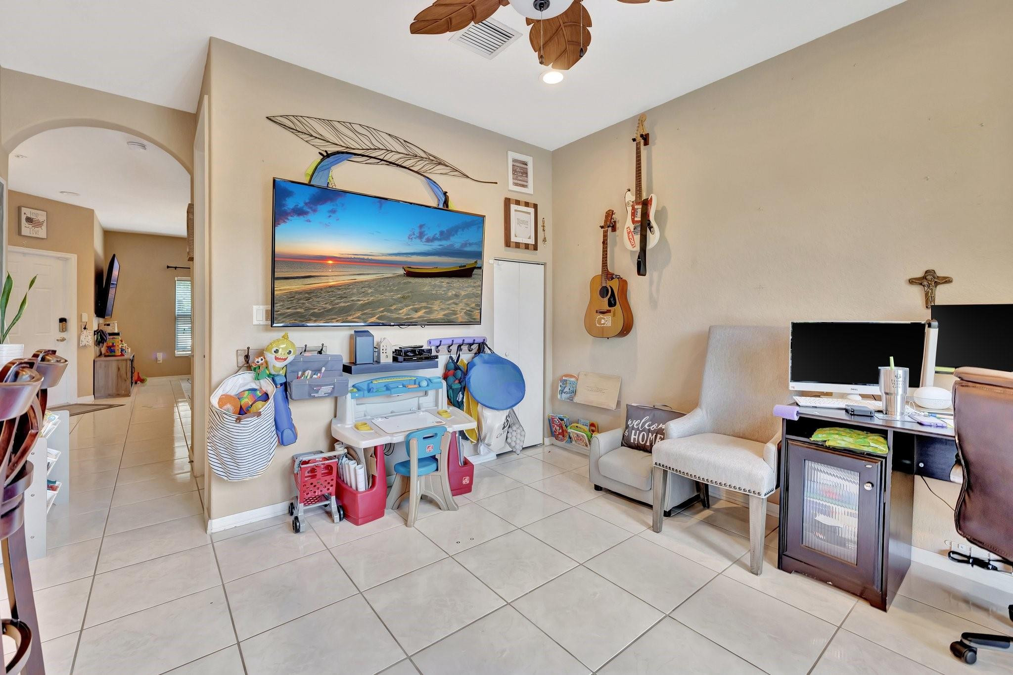 TUSCAN VILLA - Residential