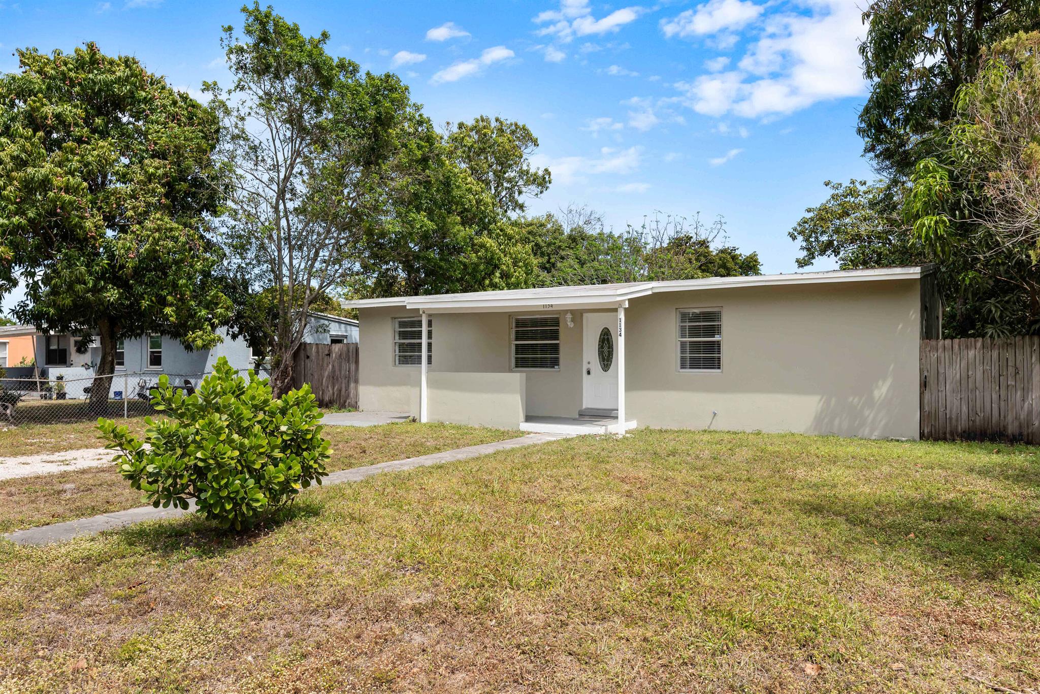 1134 NW 18th Avenue