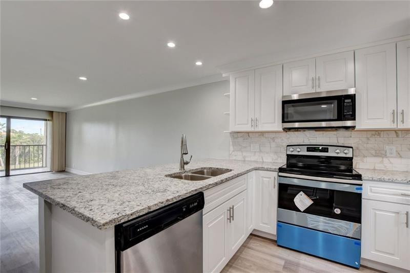 TheFountainsofPalmBeach - Residential