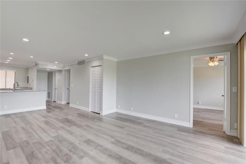 TheFountainsofPalmBeach - Residential