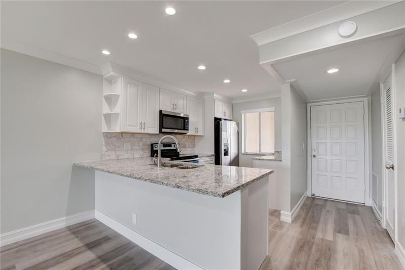 TheFountainsofPalmBeach - Residential