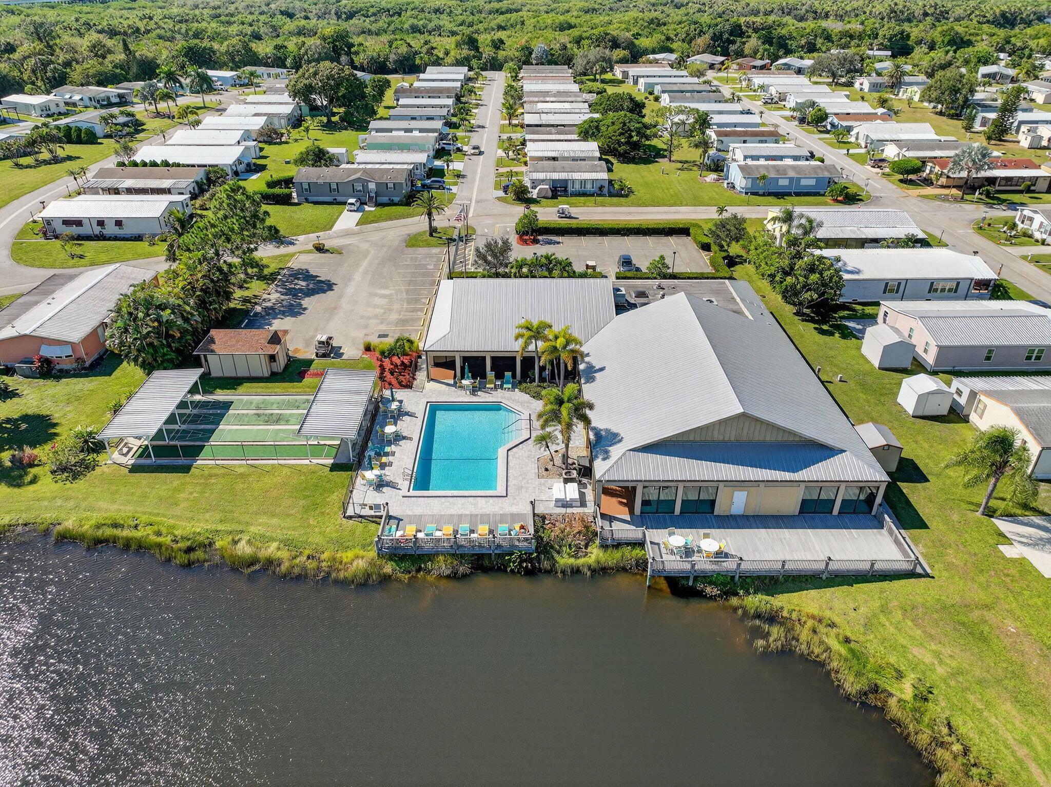 LA BUONA VITA COOPERATIVE - Residential