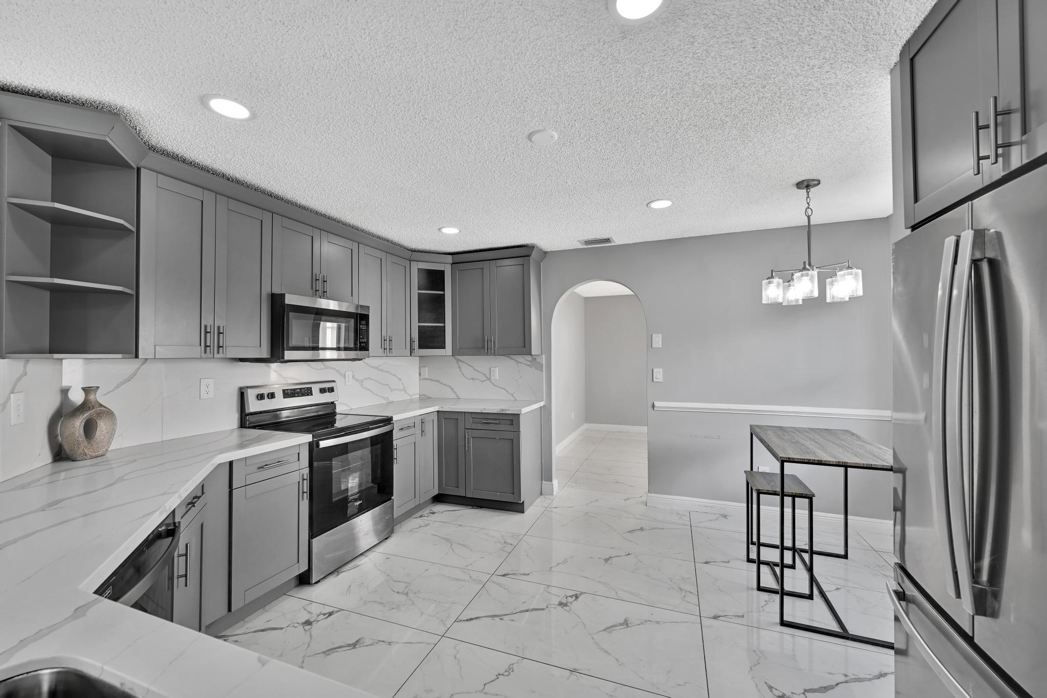 Newly Updated Home in Hollywood!
This beautifully renovated home features a brand-new kitchen with Calacatta quartz countertops and sleek cabinetry, along with luxury flooring throughout. Enjoy peace of mind with a brand-new HVAC system already installed. Don’t miss your chance to call this gem your home—apply now before it’s gone!