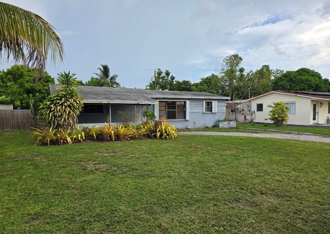 Charming 4 bed, 2 bath single-family home with a spacious living area and large fenced in backyard, perfect to bring the toys too, as well as pick your own avocado's and mangos! No HOA, plenty of parking. A great space for families.