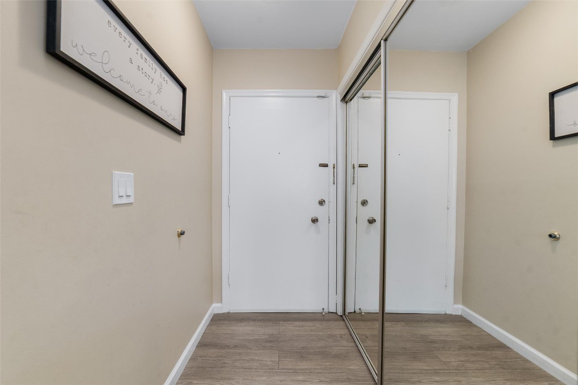 IMPERIAL POINT COLONNADES - Residential