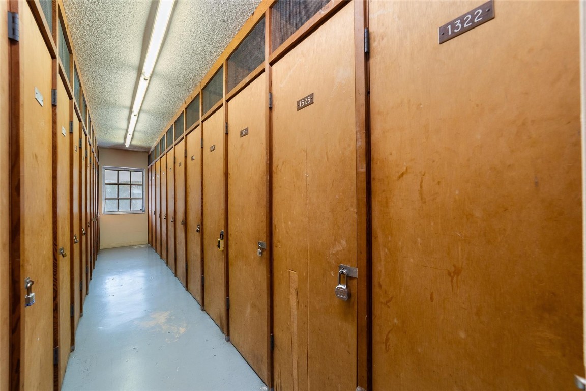 IMPERIAL POINT COLONNADES - Residential