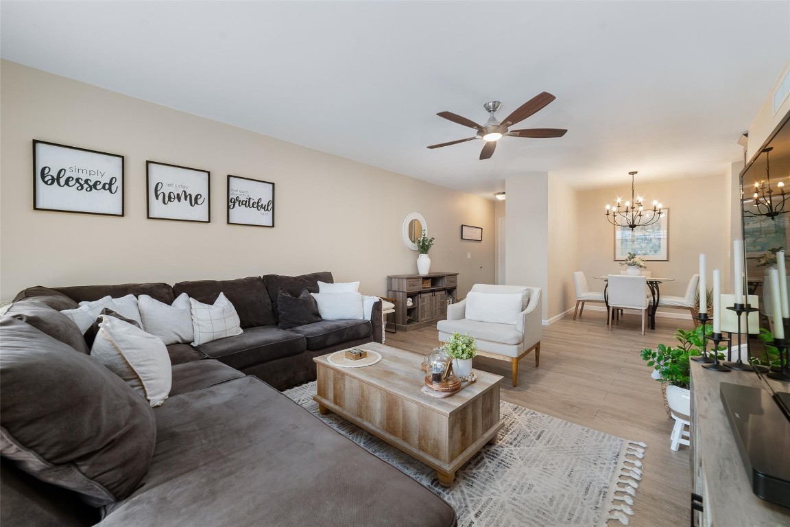 IMPERIAL POINT COLONNADES - Residential