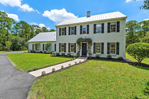 Photo of 4600 SW Country Place, Palm City, FL 34990 (MLS # B26060526)