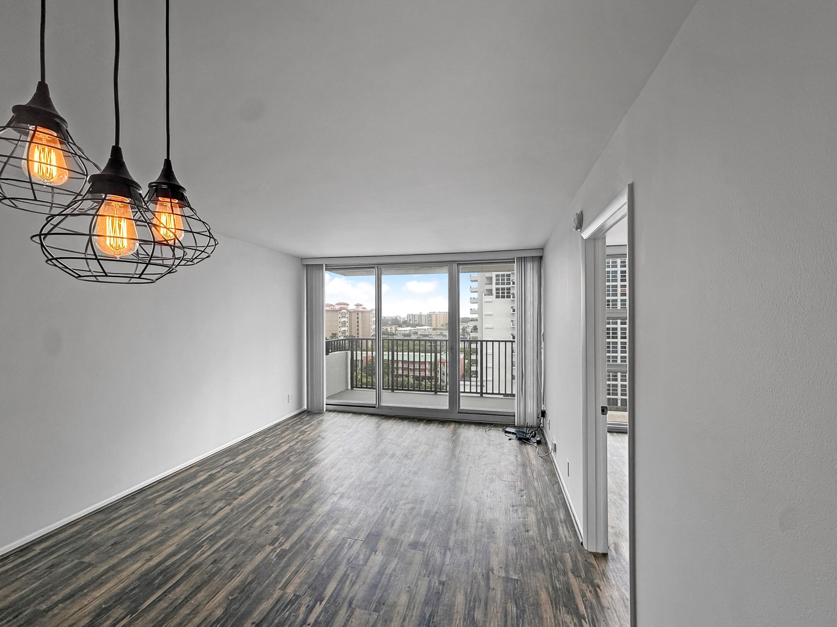 525 N Ocean Boulevard 1016