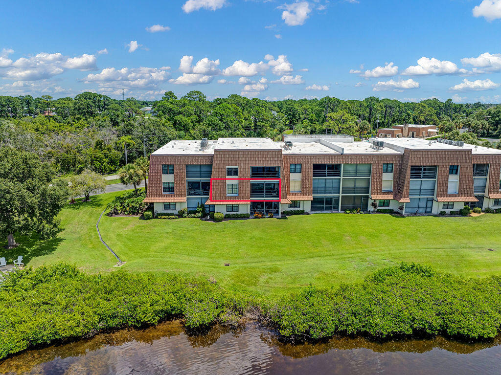 3100 SE Pruitt Road H205