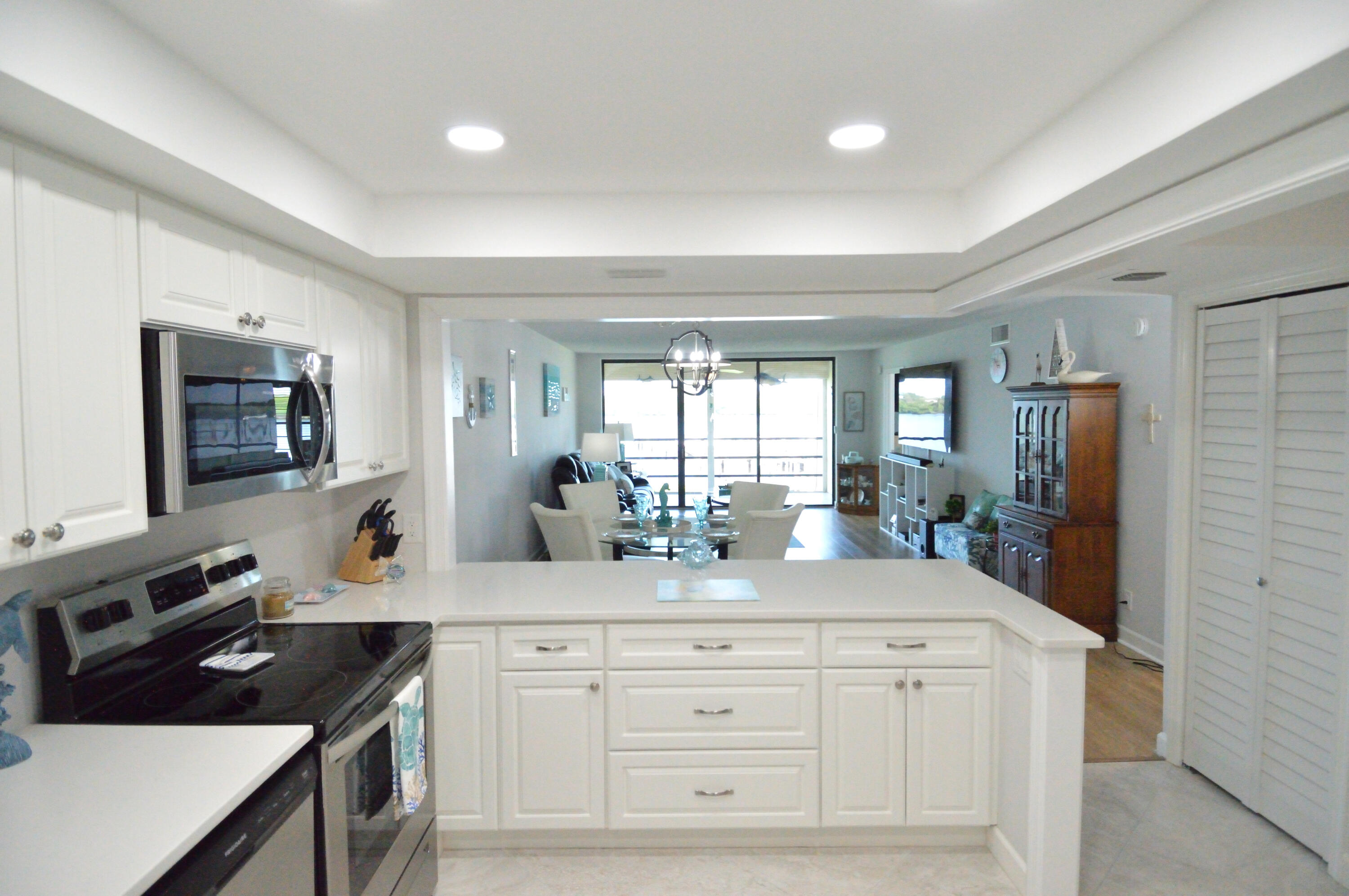 3100 SE Pruitt Road H205