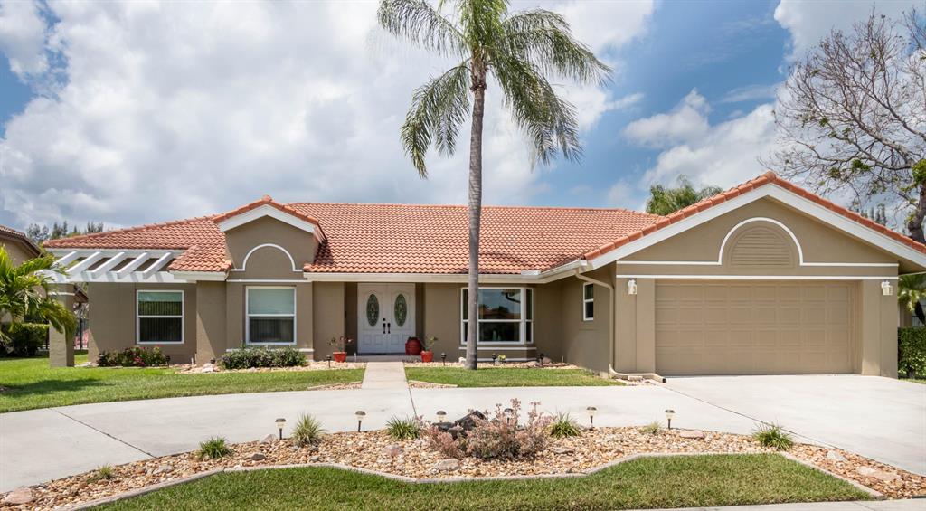 ISLAND LAKES SEC 1 1 - Residential