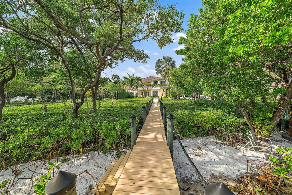 WATERS EDGE EST - Residential