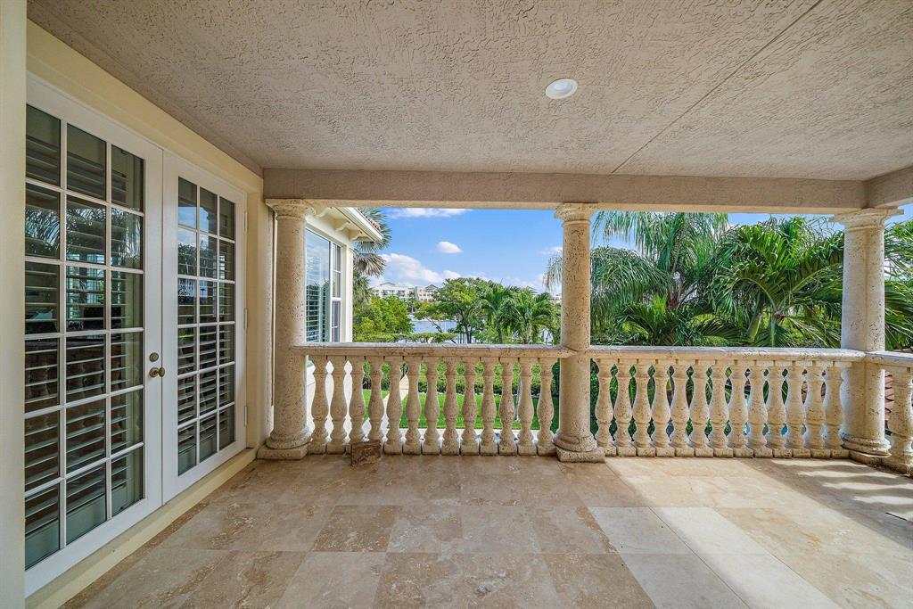 WATERS EDGE EST - Residential