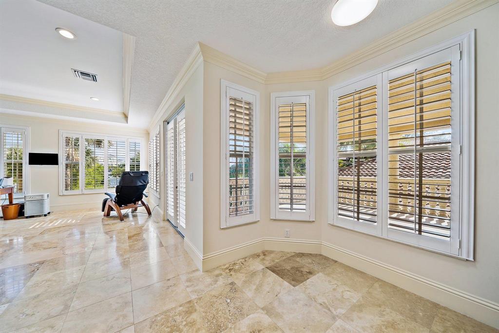 WATERS EDGE EST - Residential