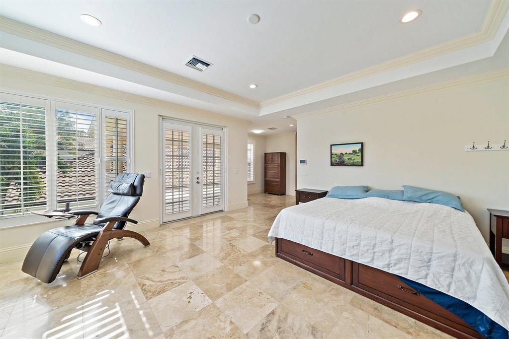 WATERS EDGE EST - Residential