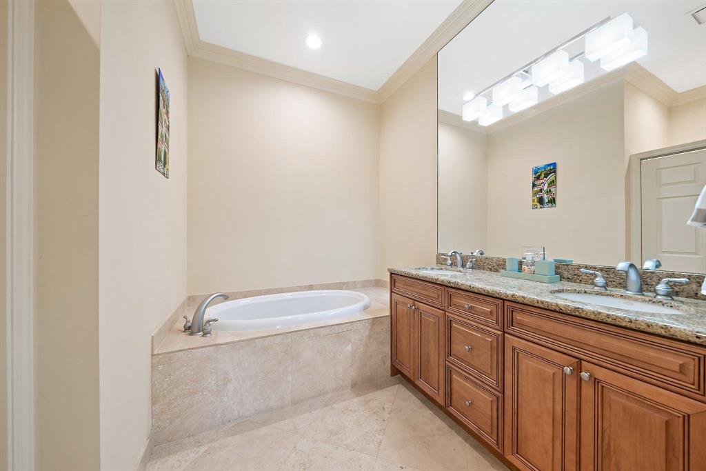 WATERS EDGE EST - Residential