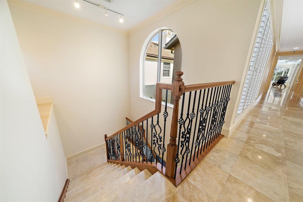 WATERS EDGE EST - Residential