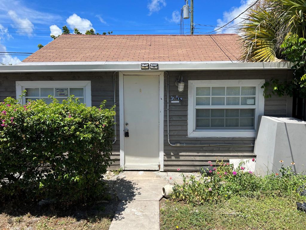 Photo of 311 S J Street #3 Back House, Lake Worth Beach, FL 33460 (MLS # R11049893)