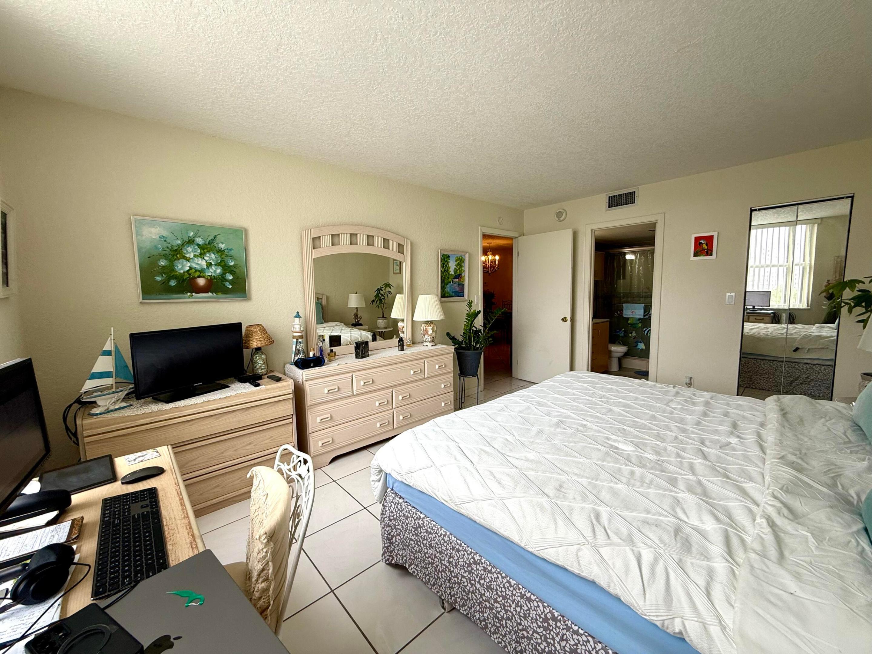 101 Briny Avenue 409