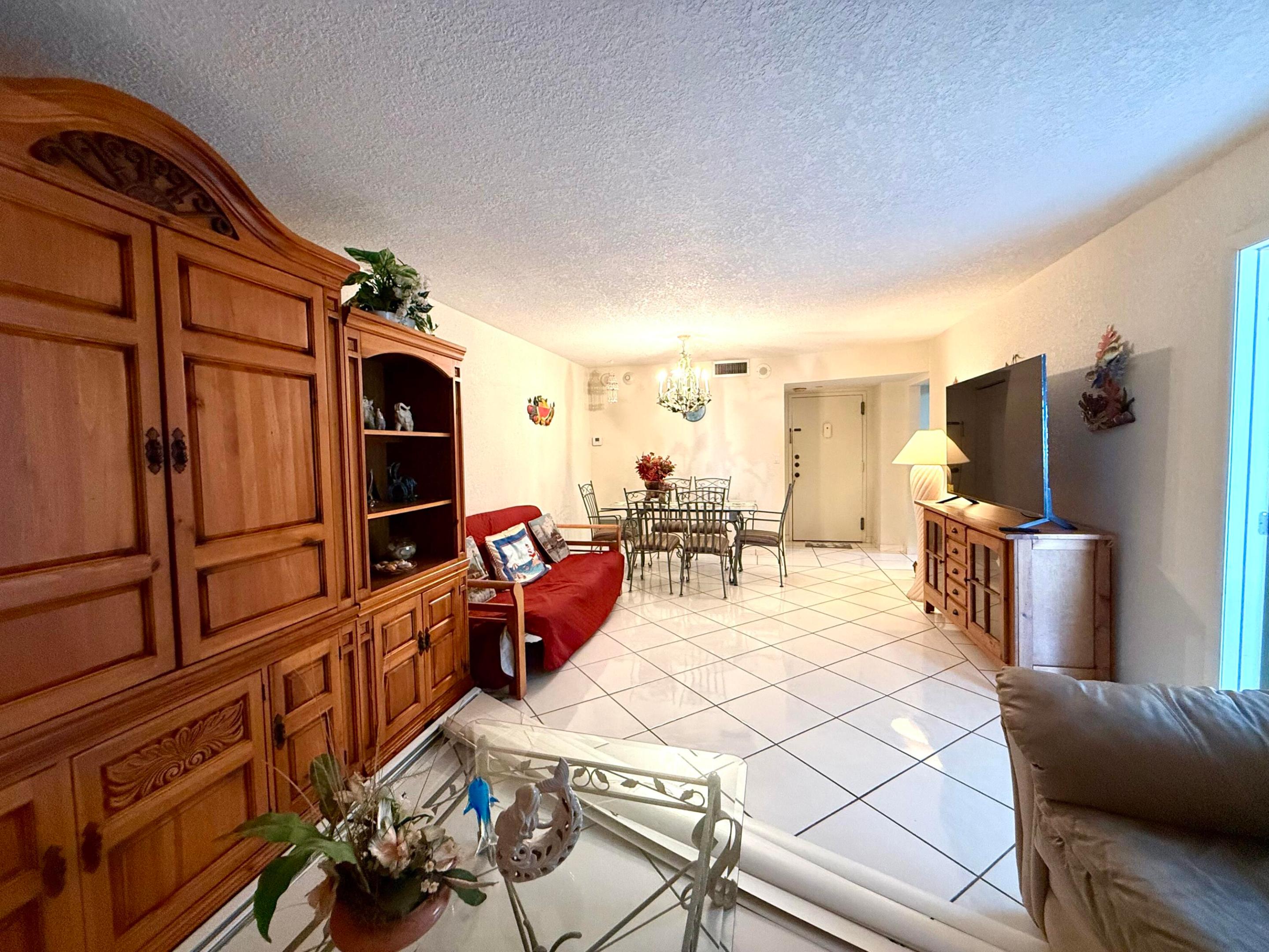 POMPANO BEACH CLUB NORTH CONDO - Residential