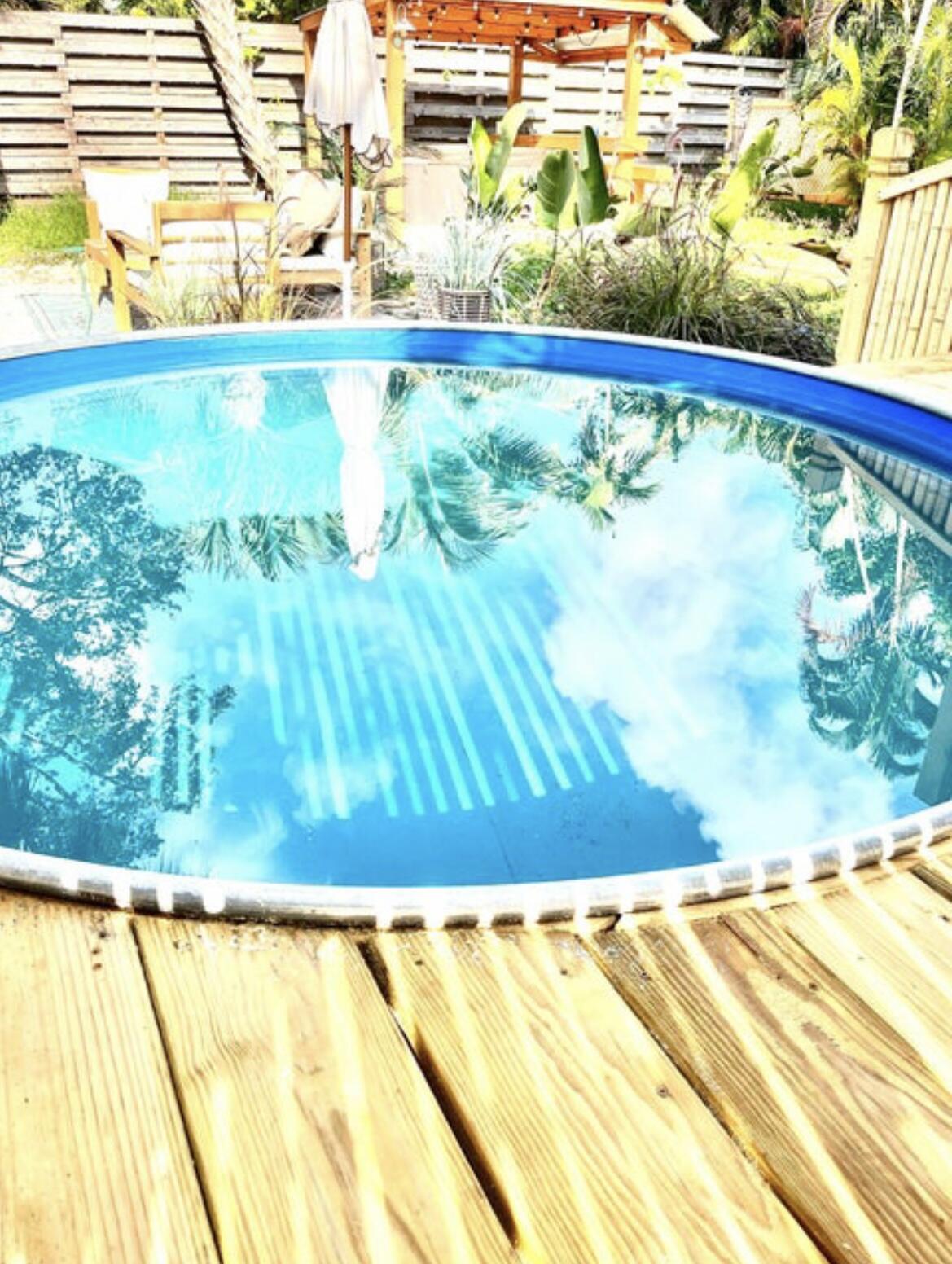 LAKESIDE POINT - Residential