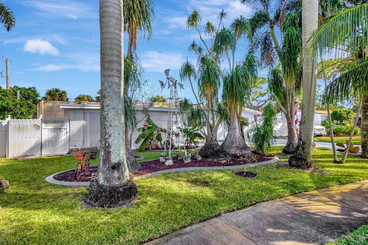9520 Birmingham Drive