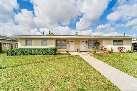 4681 SW 43rd Ter Fort Lauderdale FL 33314