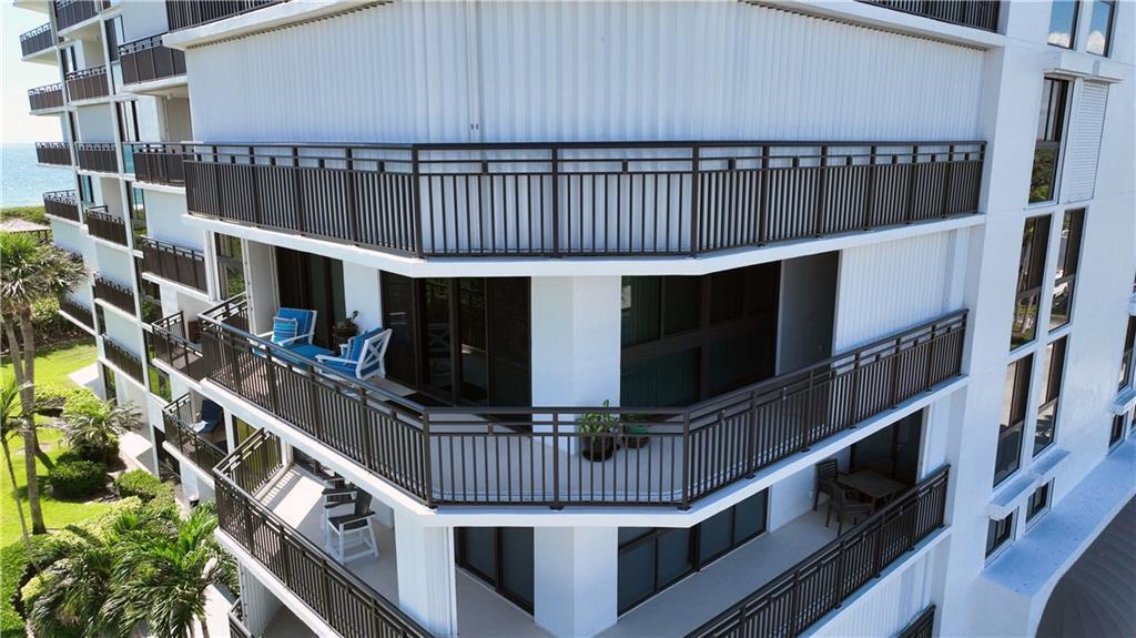 BARCLAY BEACH CLUB PHASE - Residential