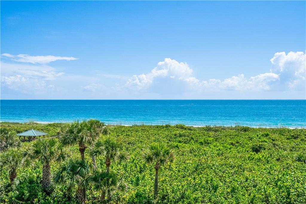 BARCLAY BEACH CLUB PHASE - Residential