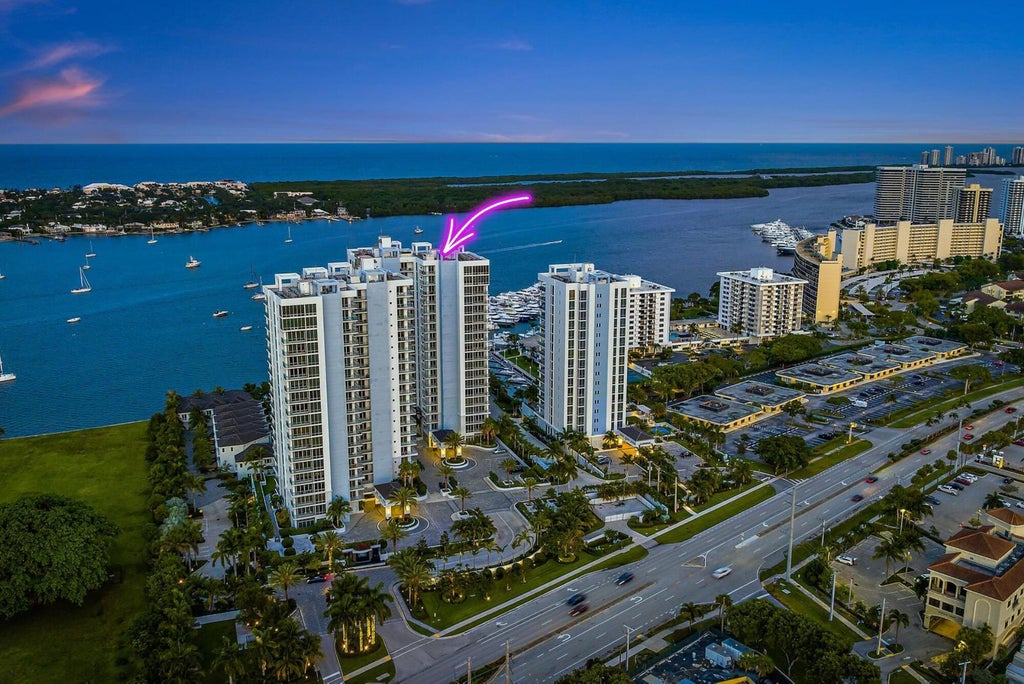 Photo of 2 WATER CLUB Way #603, North Palm Beach, FL 33408 (MLS # B26073401)
