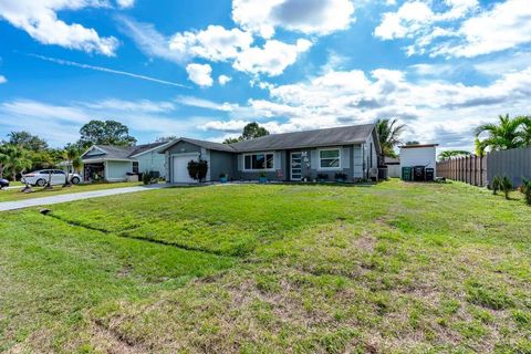 A home in Port St Lucie