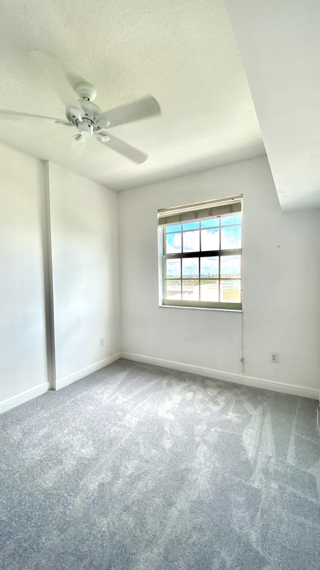 610 CLEMATIS CONDO - Residential