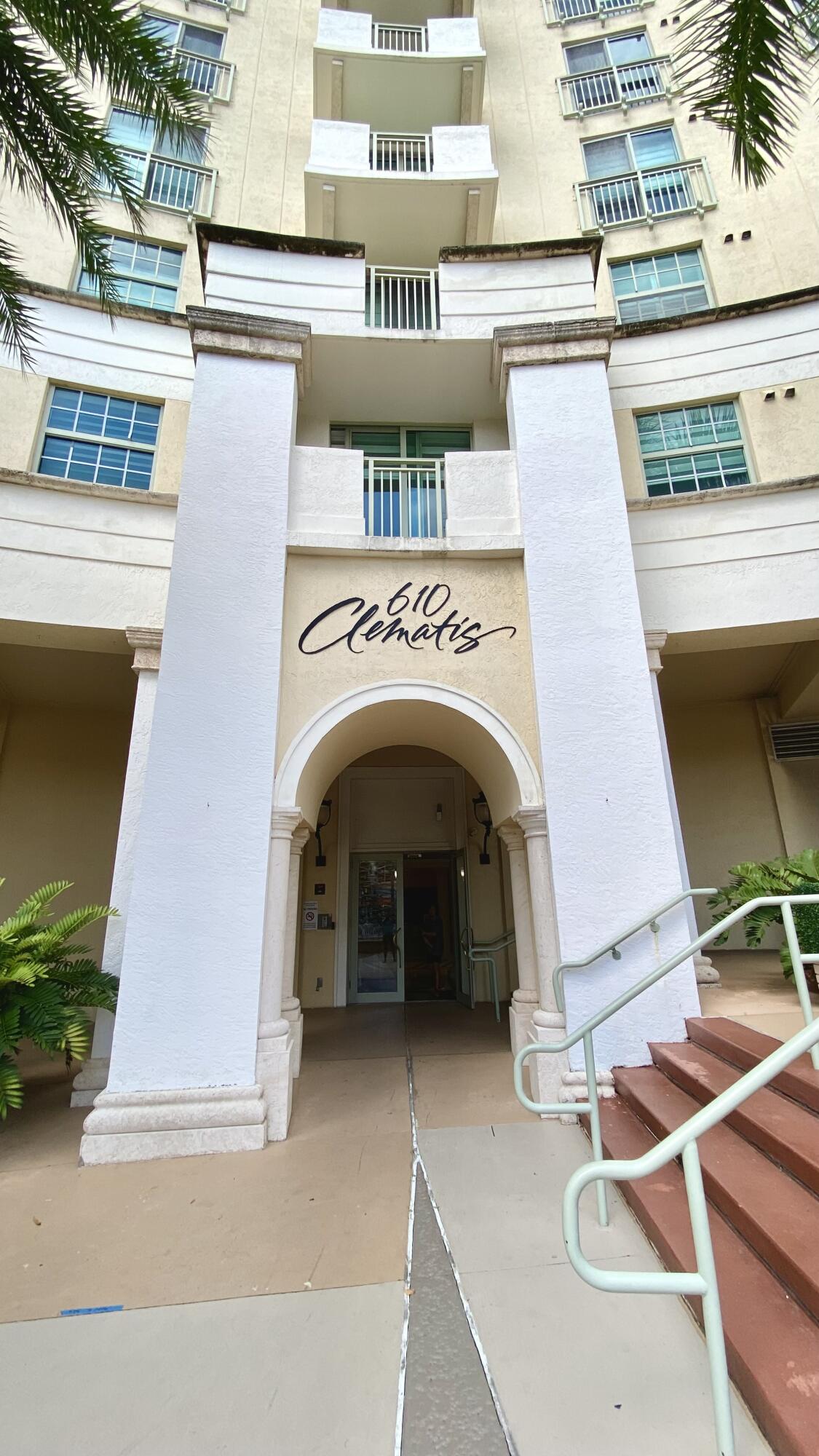 610 CLEMATIS CONDO - Residential
