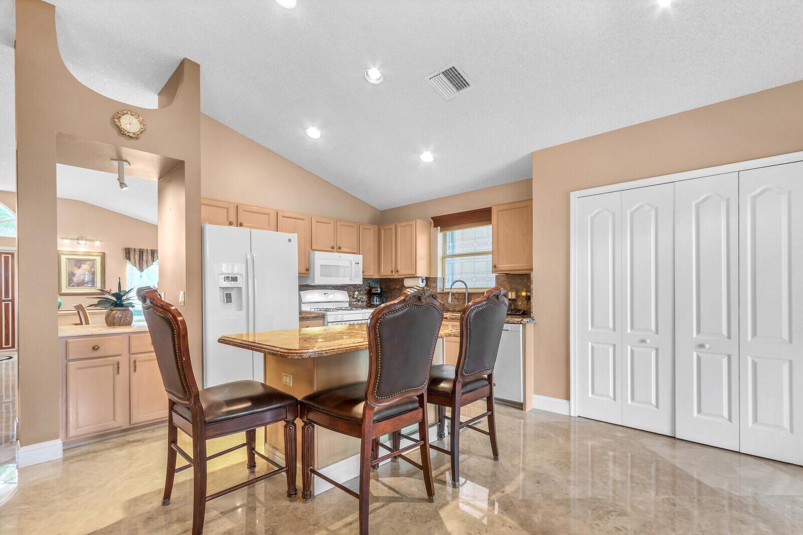 EGRET COVE AT MAPLEWOOD - Residential