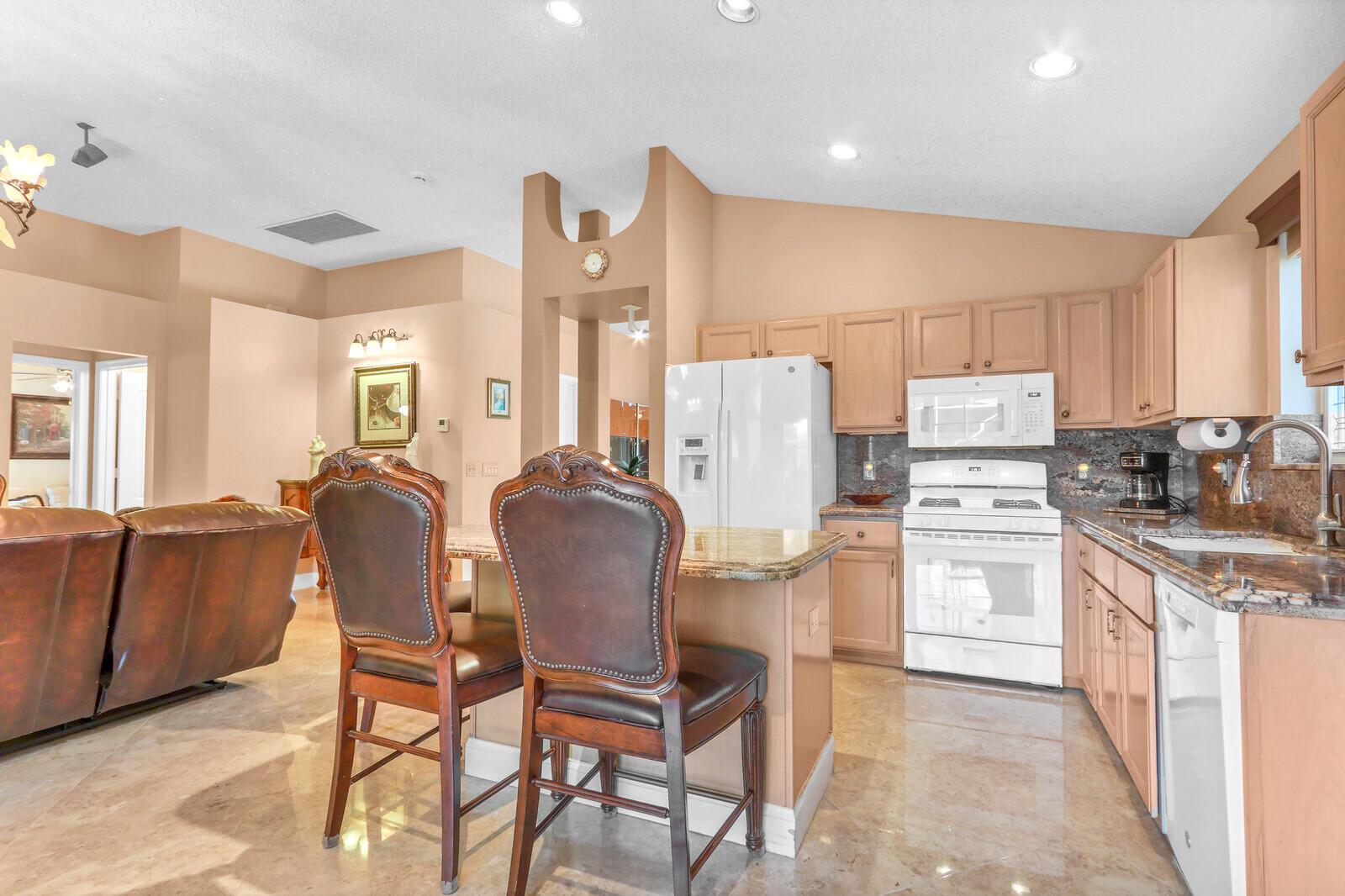 EGRET COVE AT MAPLEWOOD - Residential
