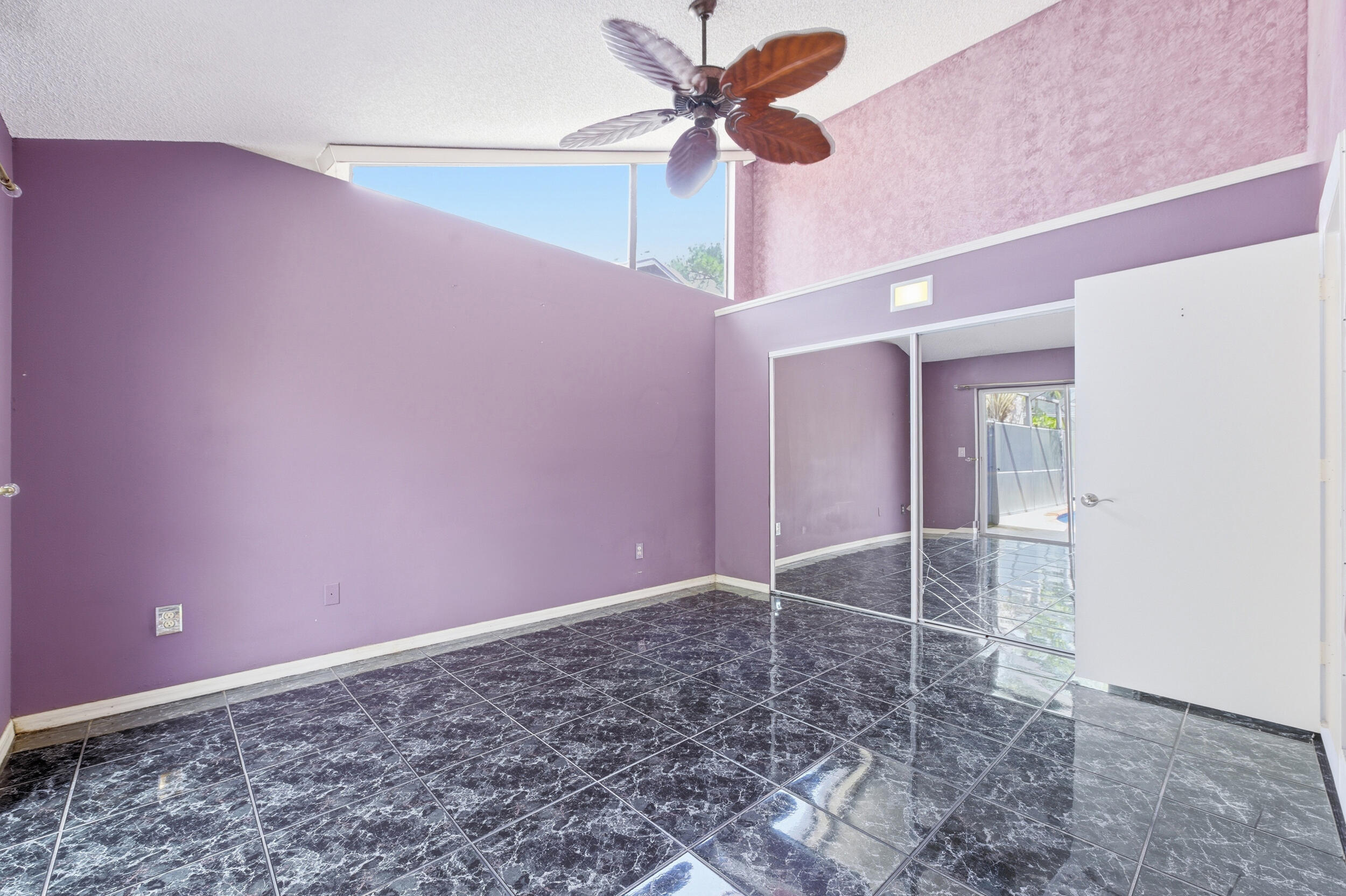 SUGAR POND MANOR OF WELLINGTON - Residential