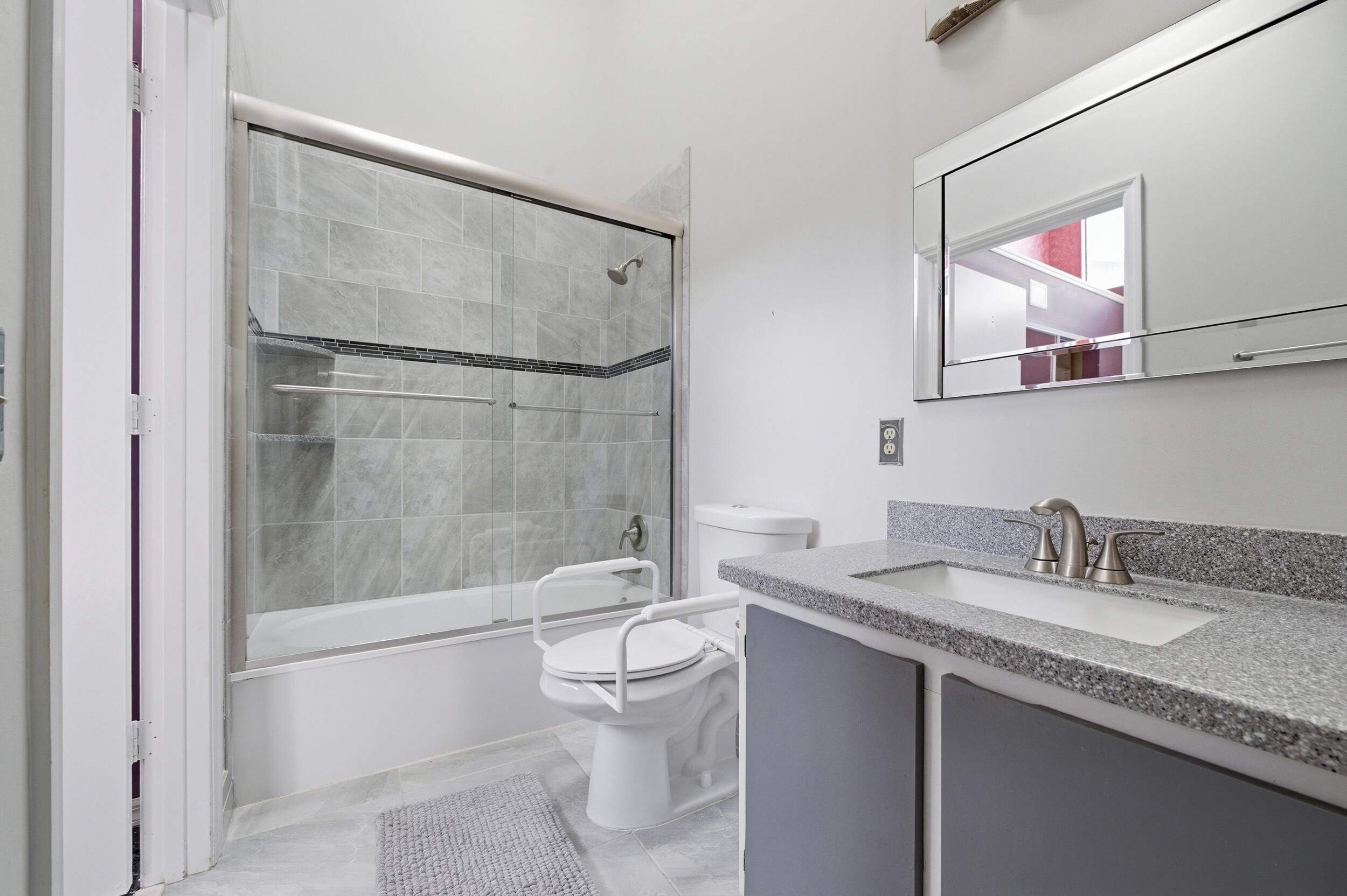 SUGAR POND MANOR OF WELLINGTON - Residential