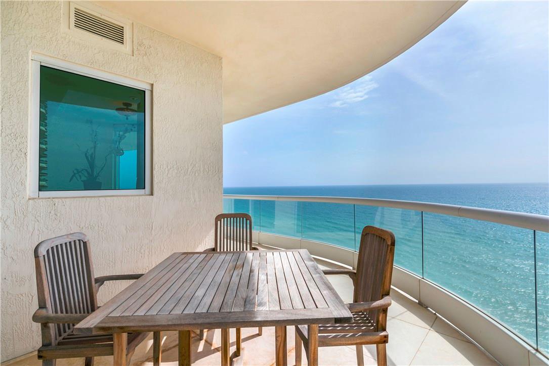 Turnberry Ocean Colony - Residential
