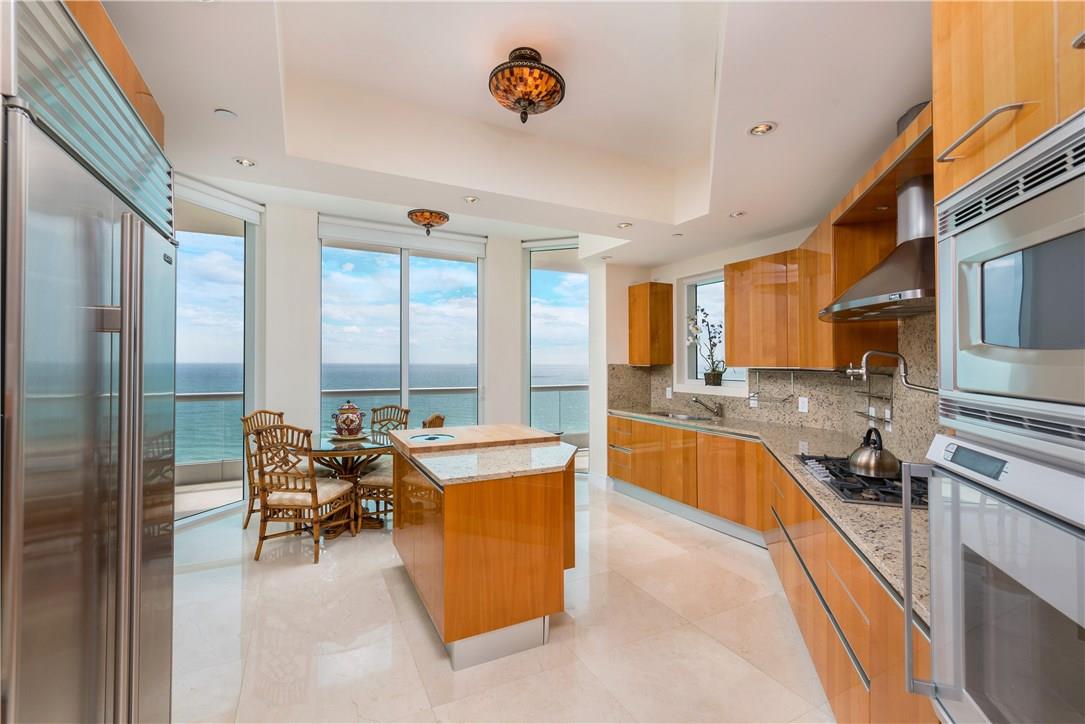 Turnberry Ocean Colony - Residential