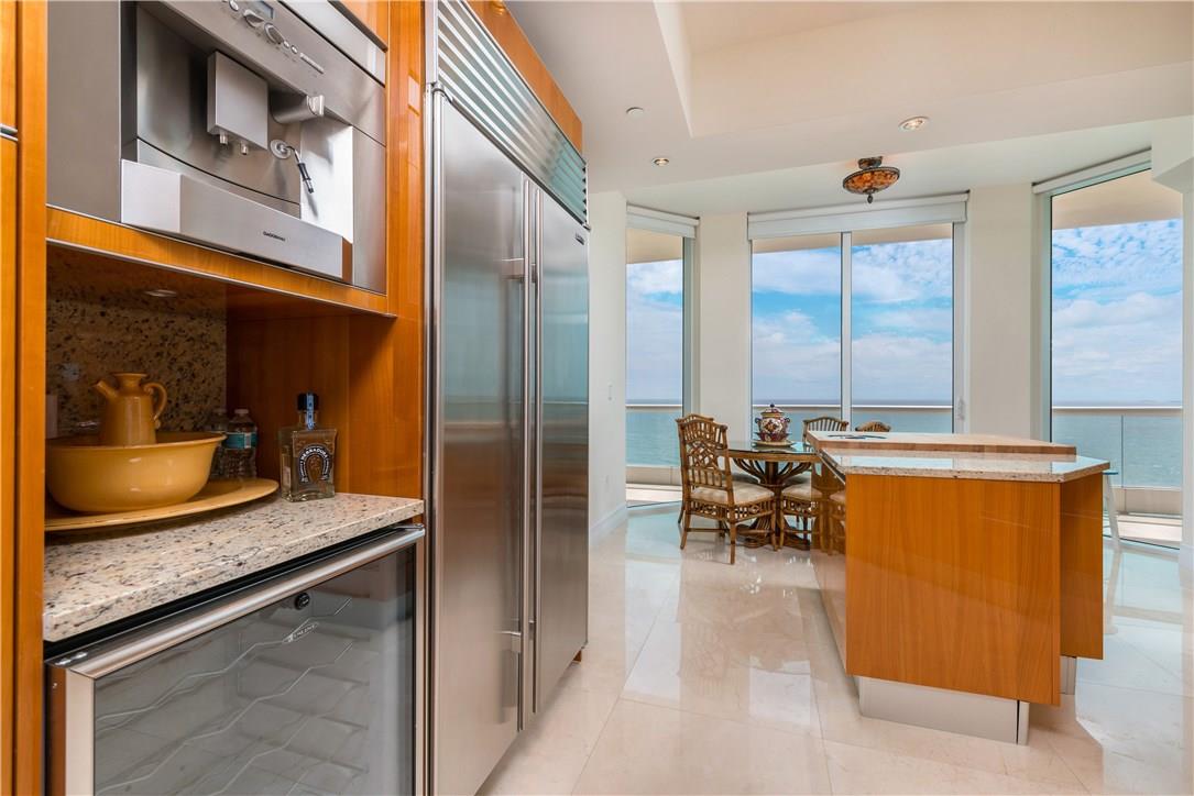 Turnberry Ocean Colony - Residential