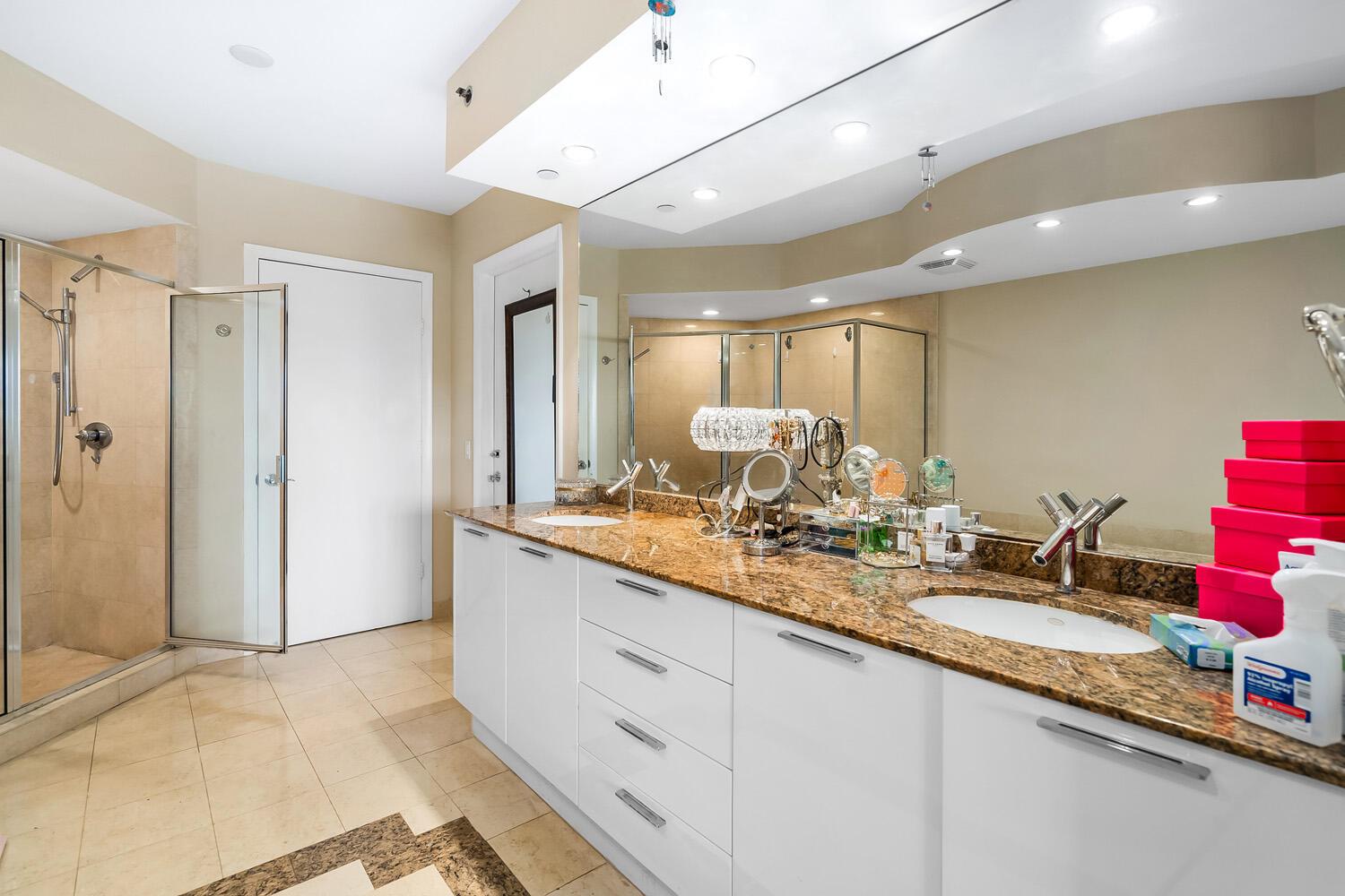 OCEAN THREE - Residential Lease