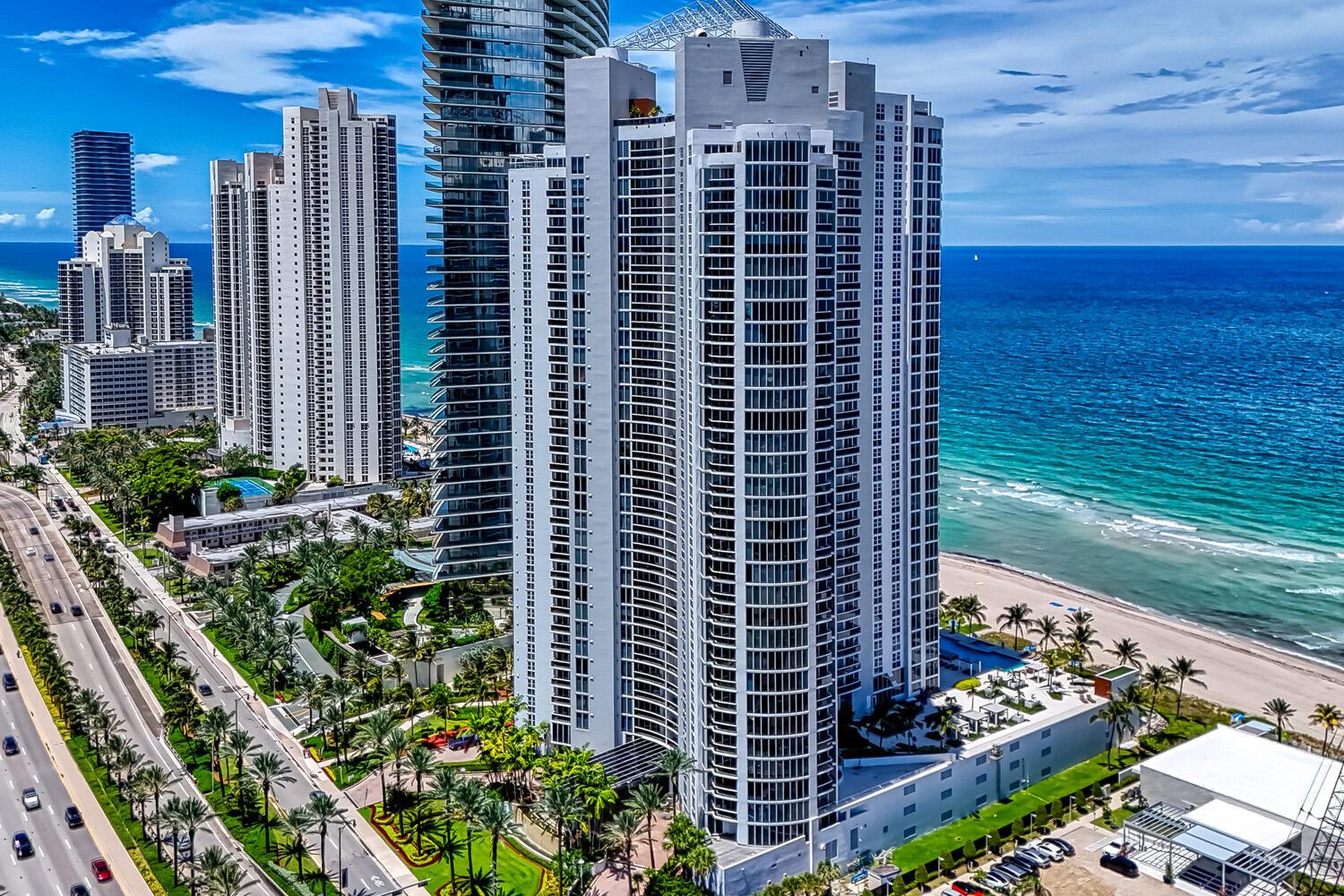 OCEAN THREE - Residential Lease