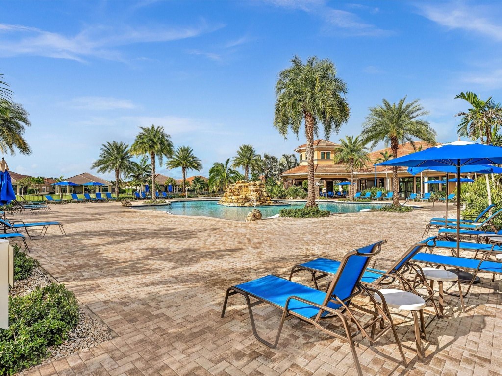 Parkland Royale - Residential