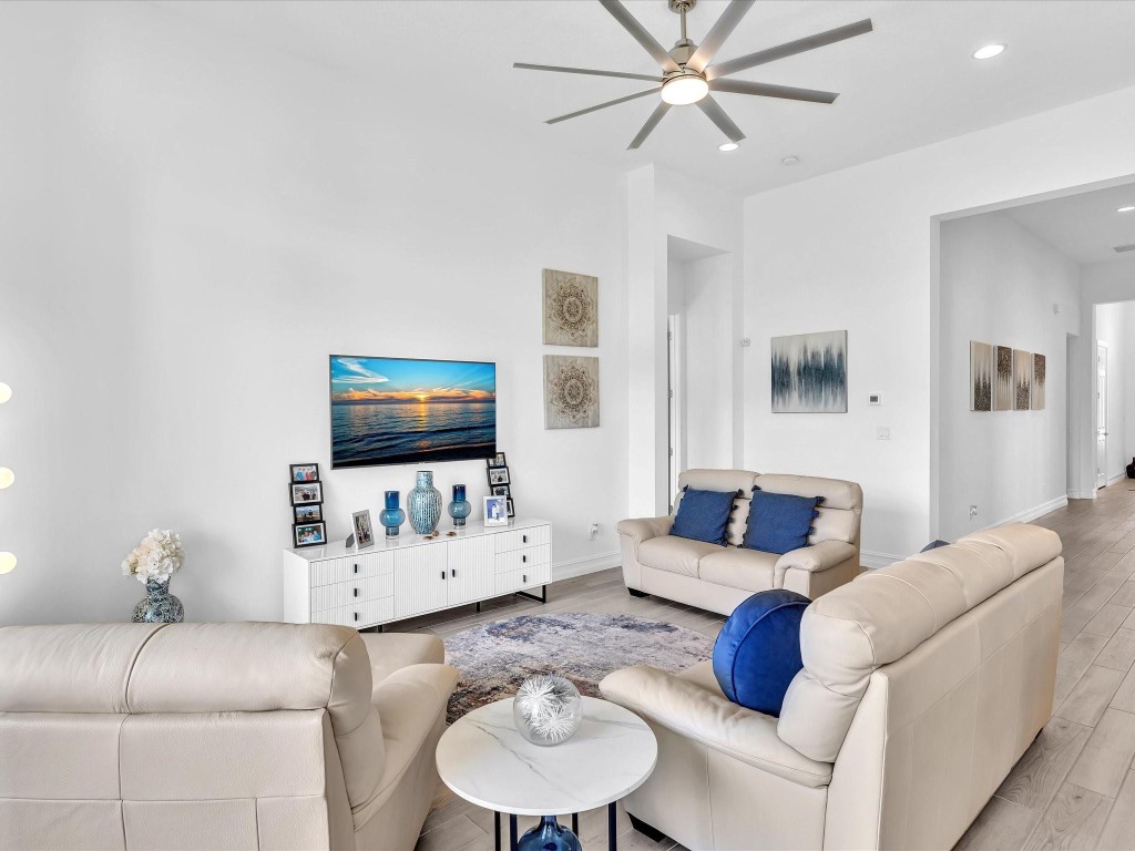 Parkland Royale - Residential